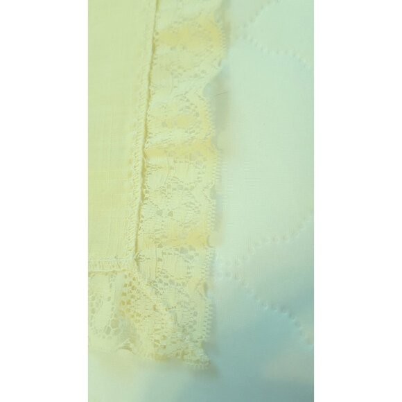 Set of 4 Vintage Lace Trim Linen Cloth Napkins Pale Yellow 16" Square - Picture 4 of 10